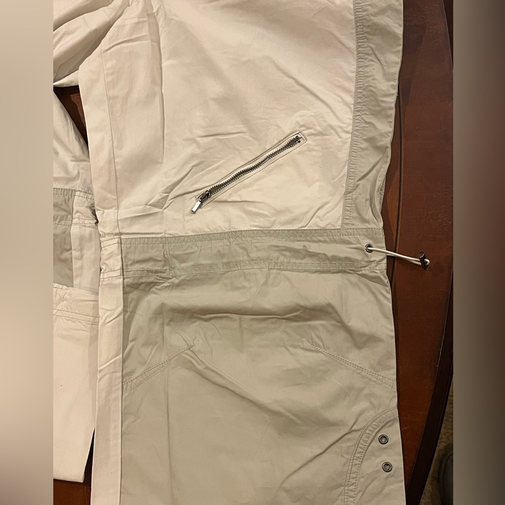 Urban Outfitters windbreaker wide leg pants, elastic waist. Green & ivory. XXL - Picture 14 of 16